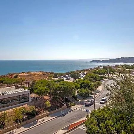 B43 - Spotless Seaview Portimão