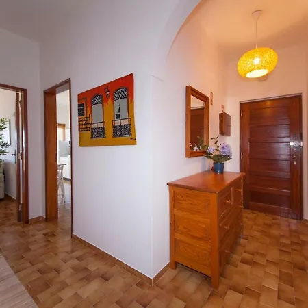 B43 - Spotless Seaview Appartement